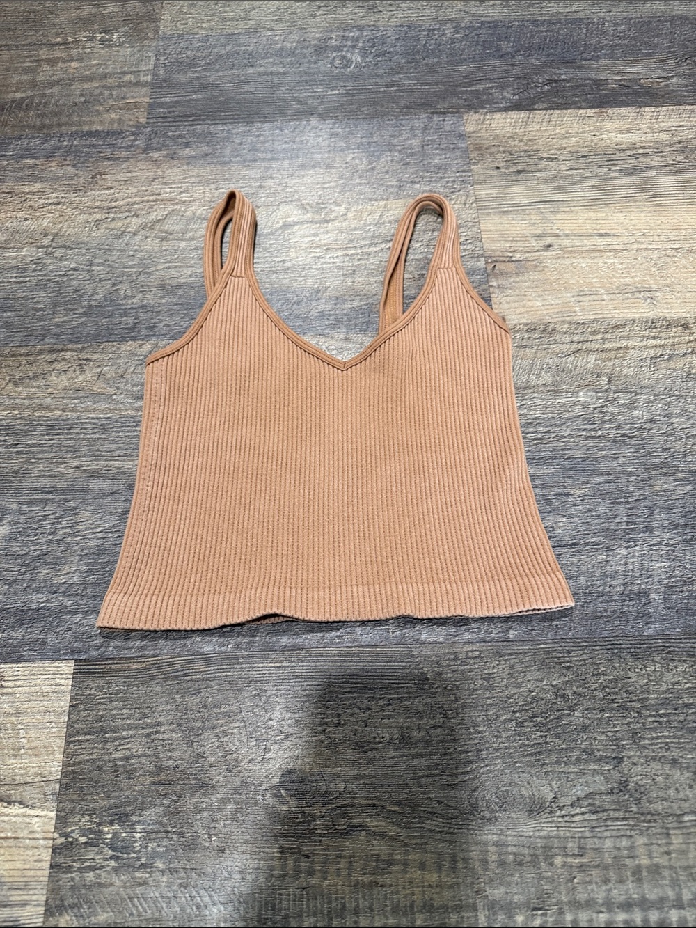 Ribbed V-Neck Tank Top Slightly Cropped - Nude Tan